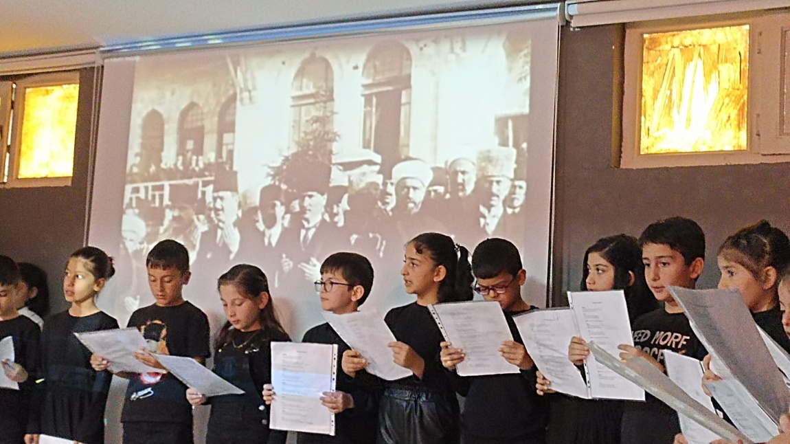 10 Kasım Atatürk'ü anma töreni programımızdan kesitler